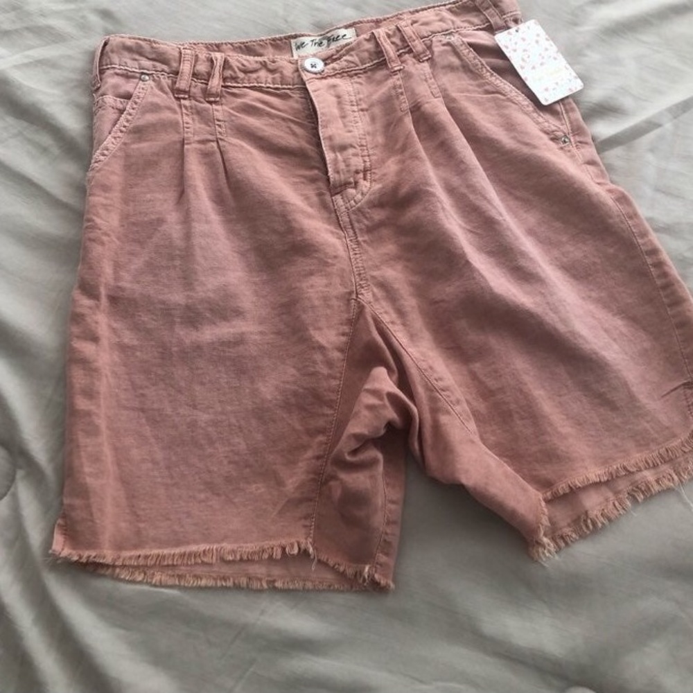Shorts - Picture 3 of 5